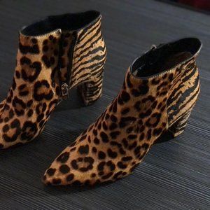 NWOT Leopard/Tiger calf fur boots